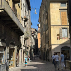 Bergamo_old_town_2